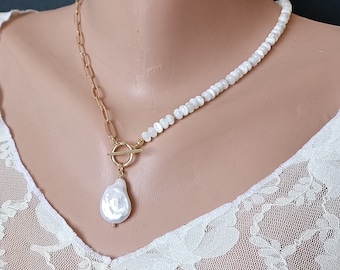 necklace with mother of pearl and pendant Baroque pearl