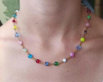 Collar llamativo, colorido y divertido con estilo. Combina y crea tu propio estilo.