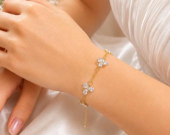 Wedding Set Bracelet and Crystal Earrings, Handmade Floral, Gold Chain, Romantic Gift for Her, Elegant Flower Jewelry, Adjustable Bracelet,