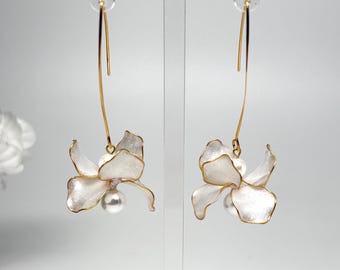 White Flower Drop Earrings, Jasmine, Dangle, Lightweight Floral, Everyday Jewelry
