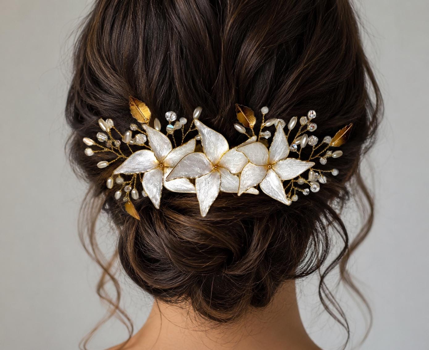 Sampaguita Flower Bridal Hair Comb – White Wedding Hairpiece  display picture 3