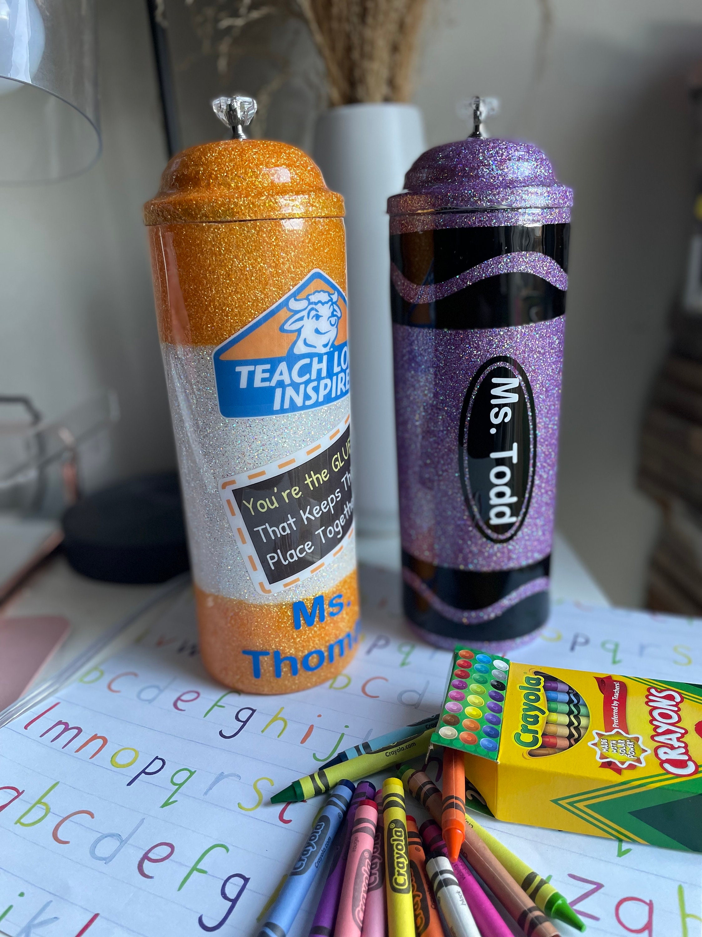 Dollar store straw dispensers turned pencil holders  Teacher appreciation  gifts diy, Homemade teacher gifts, Teachers diy