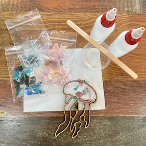 Laser cut wood frame DIY mosaic kit Jellyfish, make at home art kit, resin glass art, Family Fun