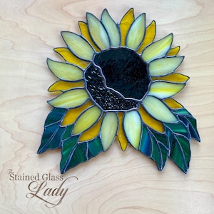 Sunflower stained glass suncatcher in bright yellow, handcrafted glass art home decor, window or wall hanging, unique gift idea