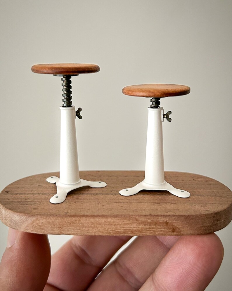 Miniature Stool, Height Adjustable Corkscrew from SINGER, vintage, industrial, dollhouse stool, Scale 1/12 image 5