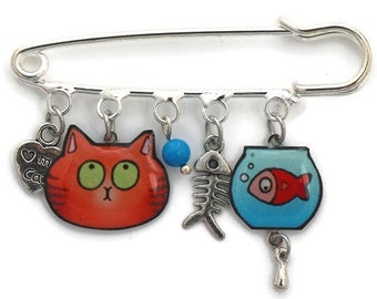 Broche épingle chat roux et poisson rouge