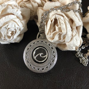 Wave locket, nautical gifts, wave necklace, ocean jewelry, Family photo locket, wave, ocean lover,keepsake jewelry,multiple photo locket,