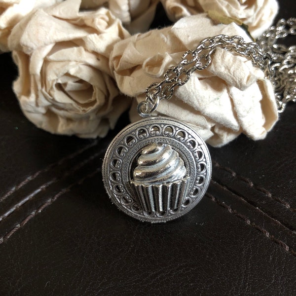 Cupcake Necklace Etsy