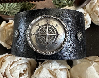 Compass bracelet leather cuff, compass gifts, nautical jewelry, leather bracelet, adventurer, ocean jewelry, chunky bracelet,