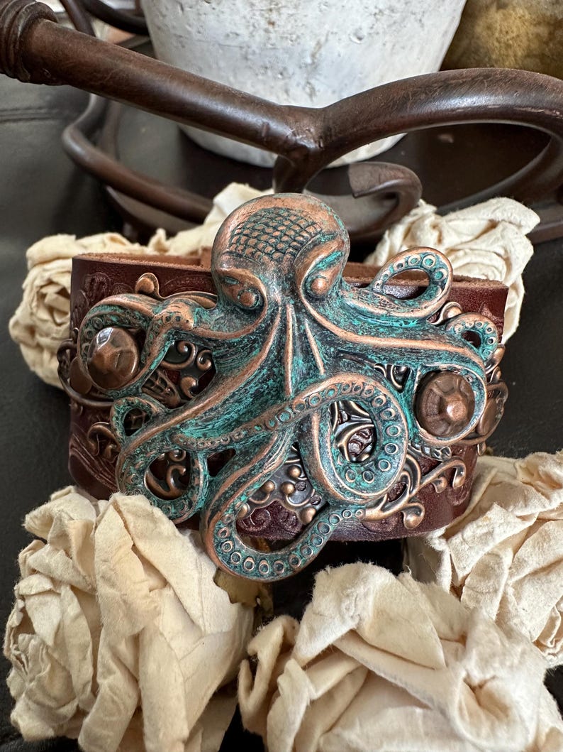 Octopus leather cuff bracelet, Renaissance faire, cosplay, steampunk cuff, the kraken, Cthulhu,octopus jewelry, steampunk jewelry image 1