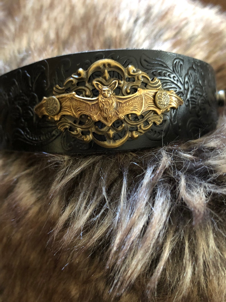 Bat bracelet leather cuff, bat gift, bat jewelry, gothic gift, Halloween, gothic cuff, leather bracelet, gothic bracelet, chunky bracelet image 6