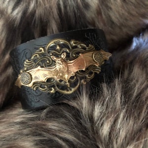 Bat bracelet leather cuff, bat gift, bat jewelry, gothic gift, Halloween, gothic cuff, leather bracelet, gothic bracelet, chunky bracelet image 5