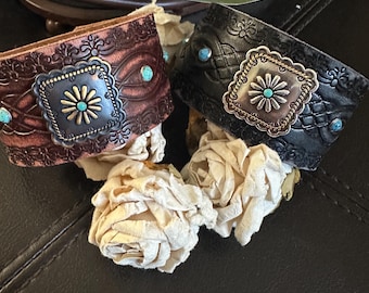bracelet leather cuff, cowgirl bracelet, western bracelet, western jewelry, cowgirl jewelry, chunky bracelet, concho leather bracelet
