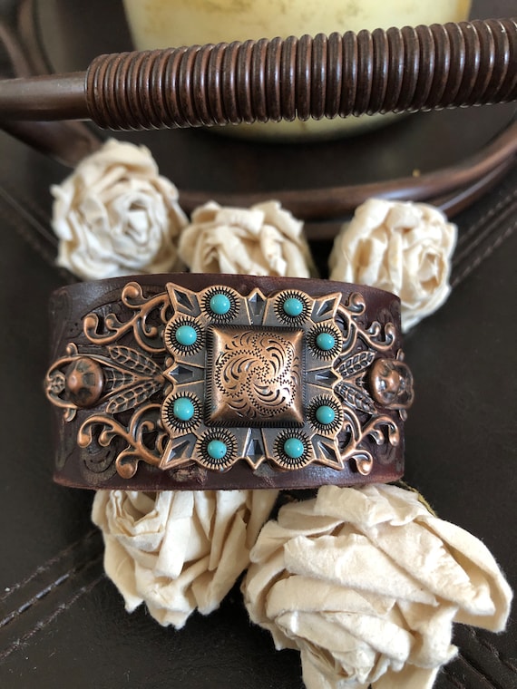 bracelet leather cuff, cowgirl bracelet, western bracelet, western jewelry, cowgirl jewelry, chunky bracelet, concho leather bracelet