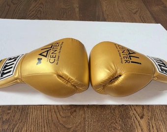 GOLD TITLE Boxing Autograph Signing Gloves with Lacing Ali Center