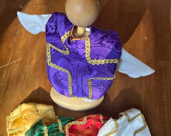 Miniature liturgical vestments for catholic education