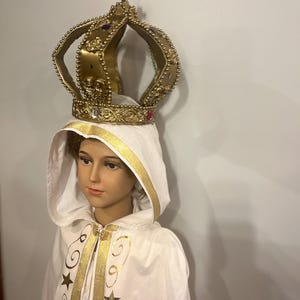 chinese dress ladies Our Lady of Fatima 14