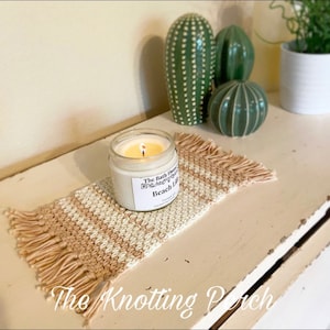 Salontafel/nachtkastjeloper, decoratieve tafelmat, handgemaakt kleedje, gehaakt, bohodecor