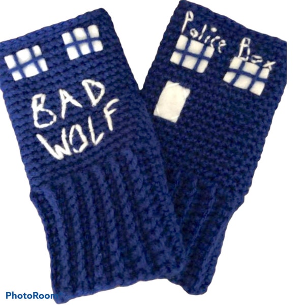 Police box, Bad Wolf graffiti finger-less gloves, You Choose size