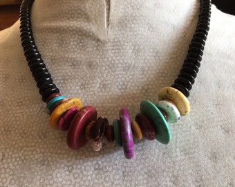 Collana Carnivale: pietra composita, mookite e onice nero