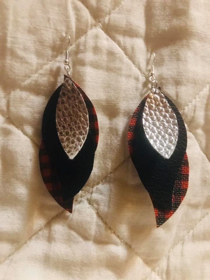 Swirl Drop Earrings in Black and Plaid