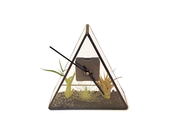 Stained Glass Terrarium Clock - 20cm x 20cm x 7cm - Air plant holder - Mothers Day - Valentines Day - Just for me