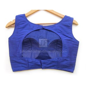 Boat Neck Saree Blouse: Wedding Ready, Princess Cut with Padding image 1