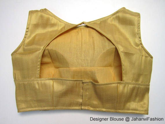 front open boat neck