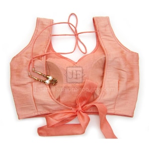 Ameri VINTAGE　HAOKAN BACK RIBBON BLOUSE 即完売のHAOKAN BACK RIBBON BLOUSEが緊急再販売決定♡ | 黒石奈央子
