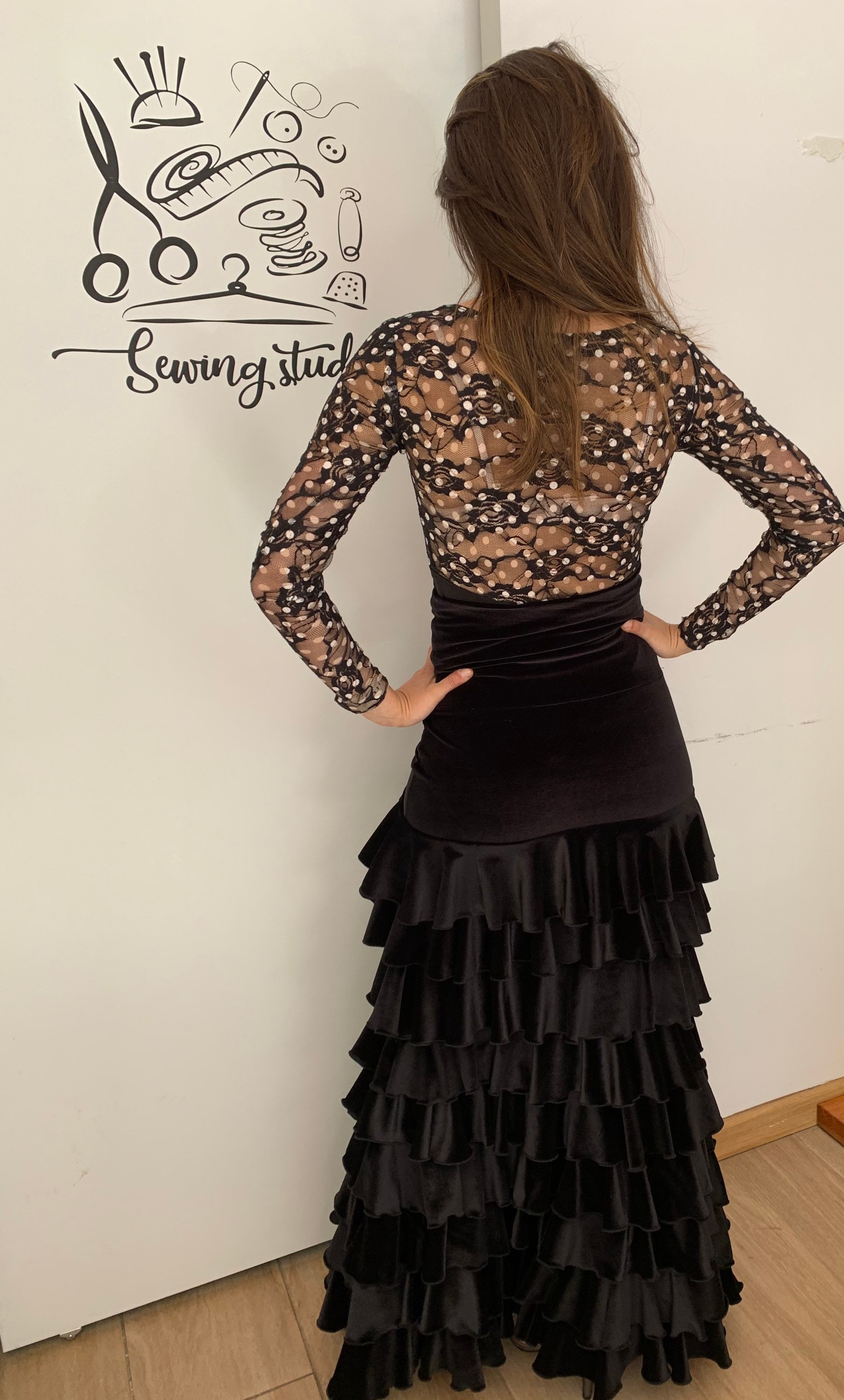 Falda flamenca profesional modelo minivolantes terciopelo - Flamencodesign  Sevilla