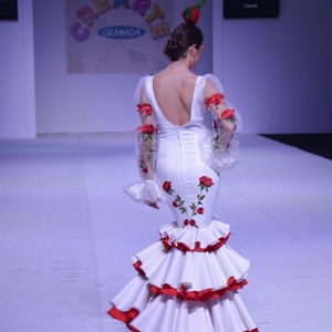 Flamenco dress in stretch satin fabric with embroidered appliqués by Auri Campillo image 3