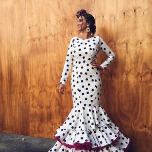 Flamenco dress in bi-elastic fabric with polka dots