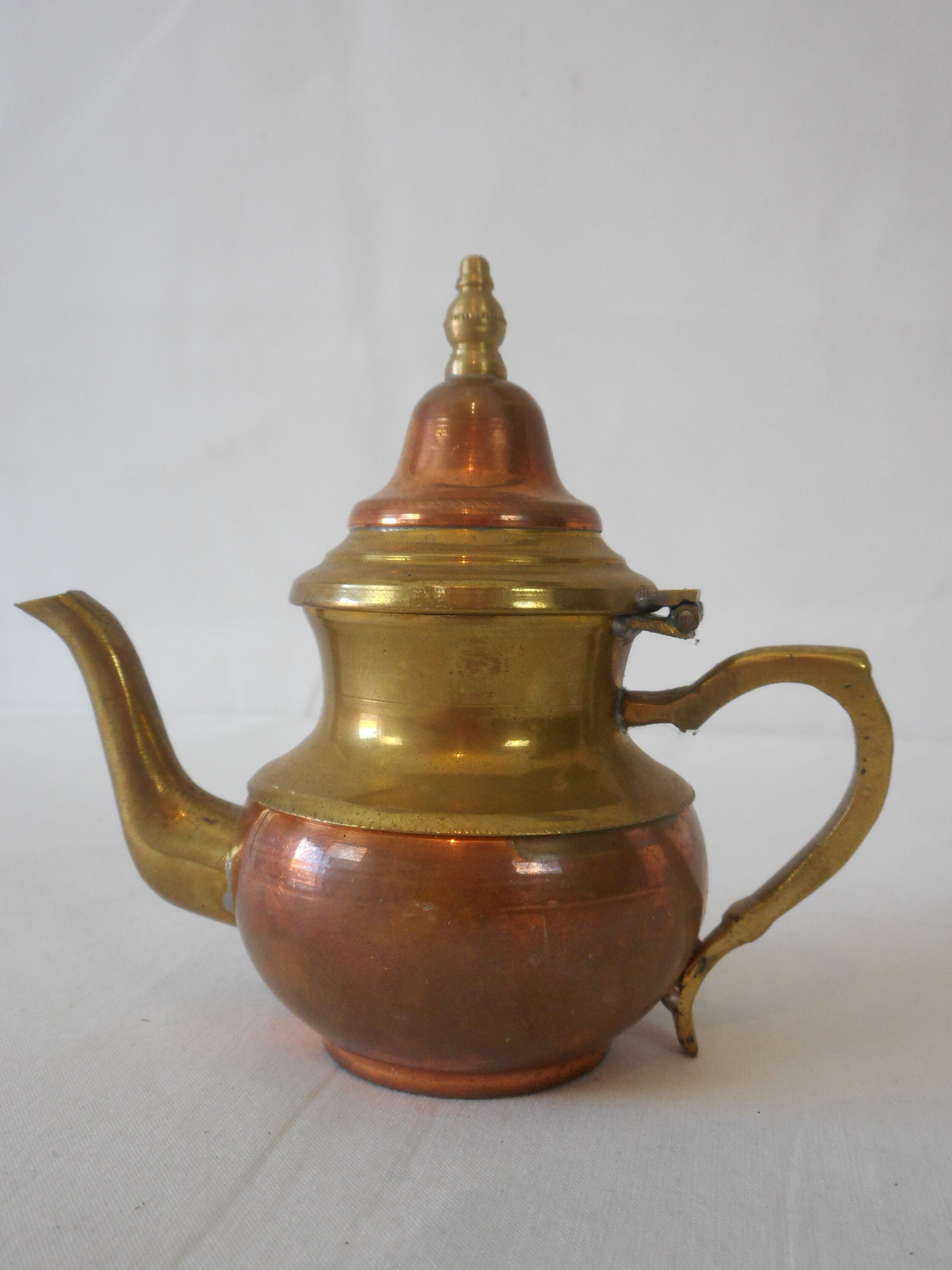 Petite Cafetière en Cuivre et Laiton Arabe Vintage