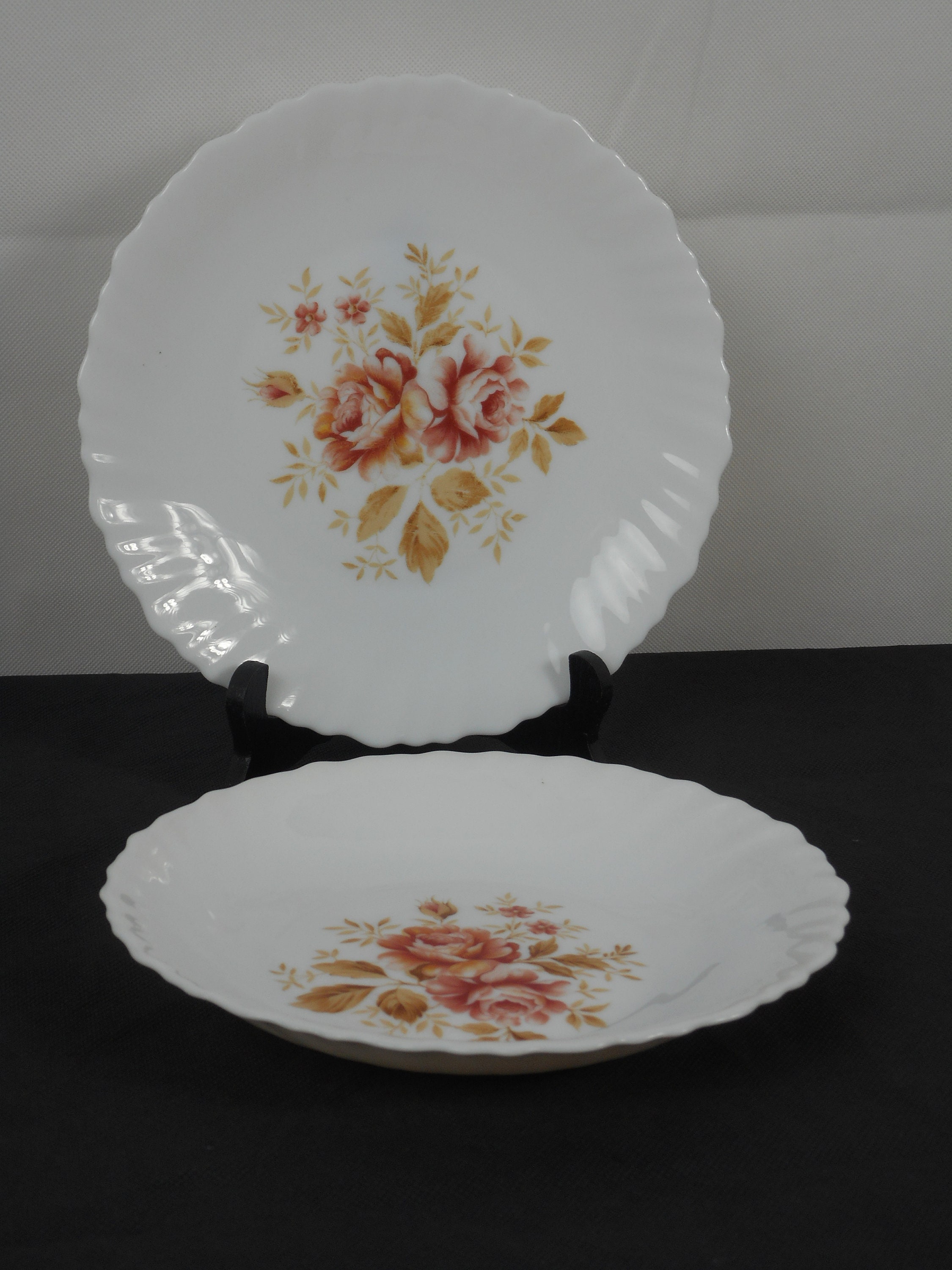 Superbe Cru Français Assiette Rétro Arcopal et Bol Assorti