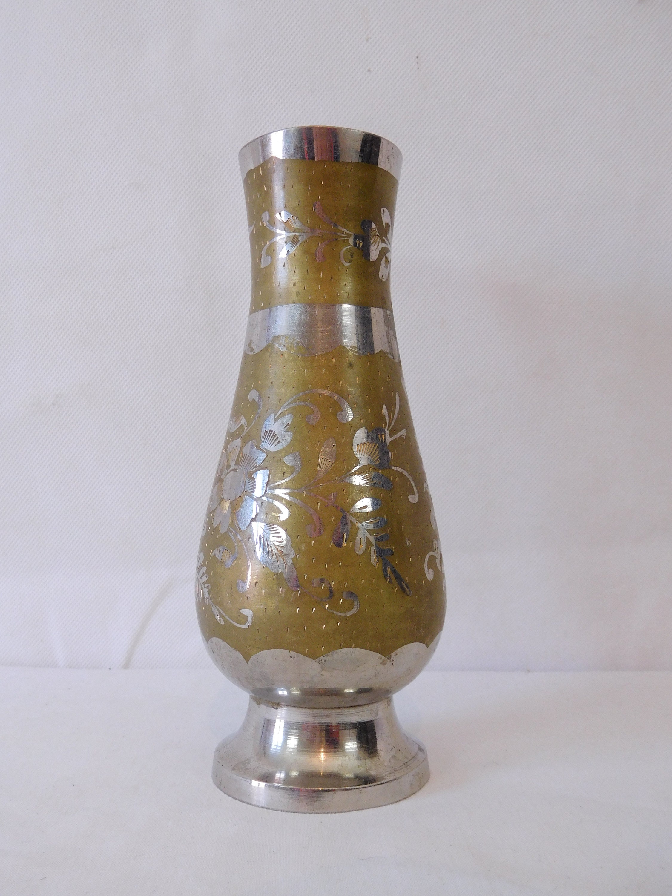 Superbe Vintage Français Laiton Gravé/Vase en Métal Ornement Décor