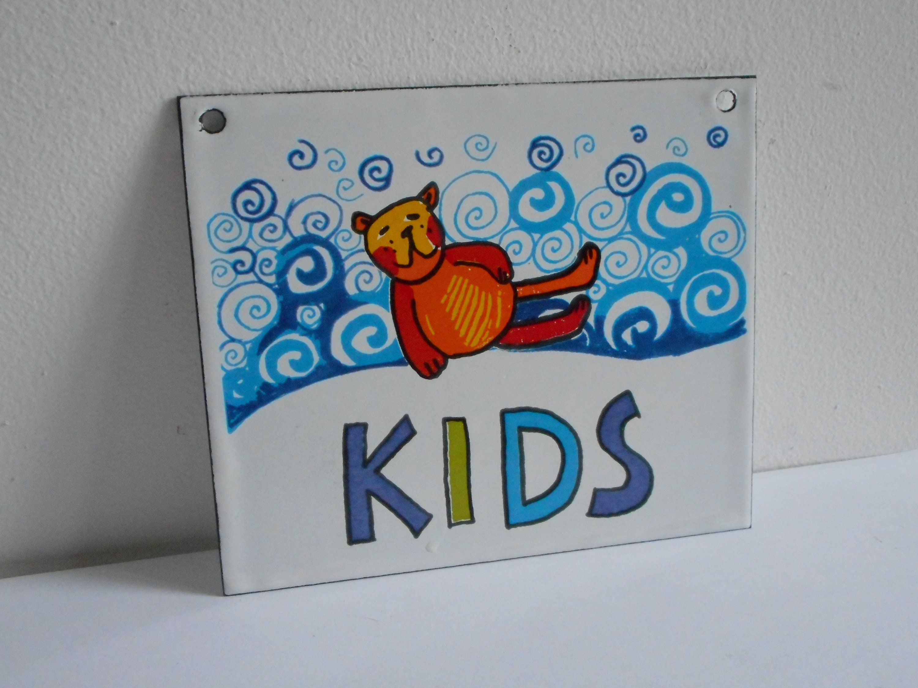 Superbe Plaque de Porte Vintage Français en Émail Peint à La Main Pour Enfants