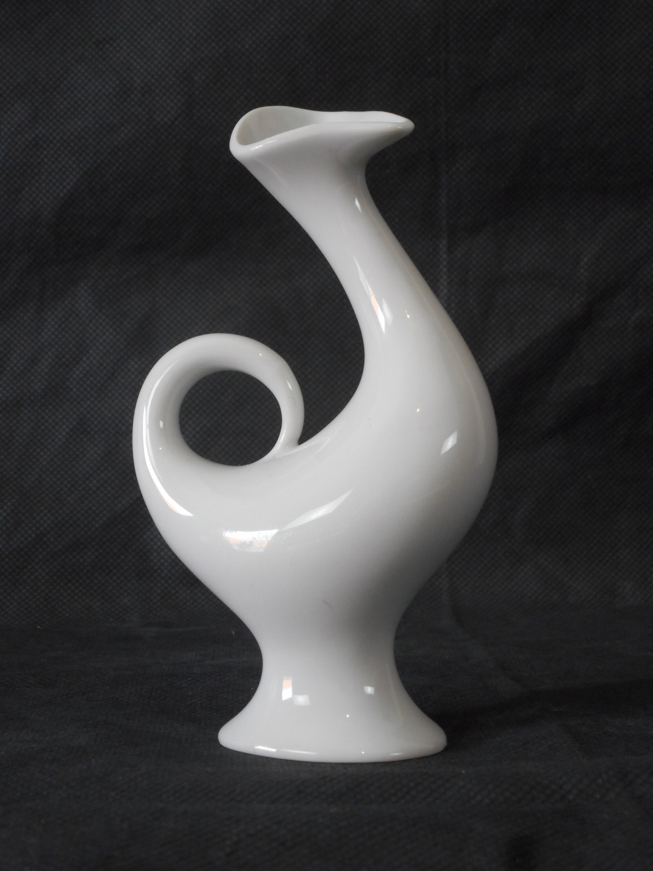Vintage Petit Français Limoges Vase/Ornement en Porcelaine de Couleur Blanche