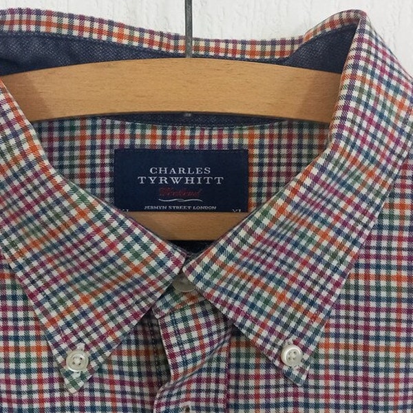 Vintage Men's Charles Tyrwhitt Classic Fit XL Cotton Long Sleeved Shirt