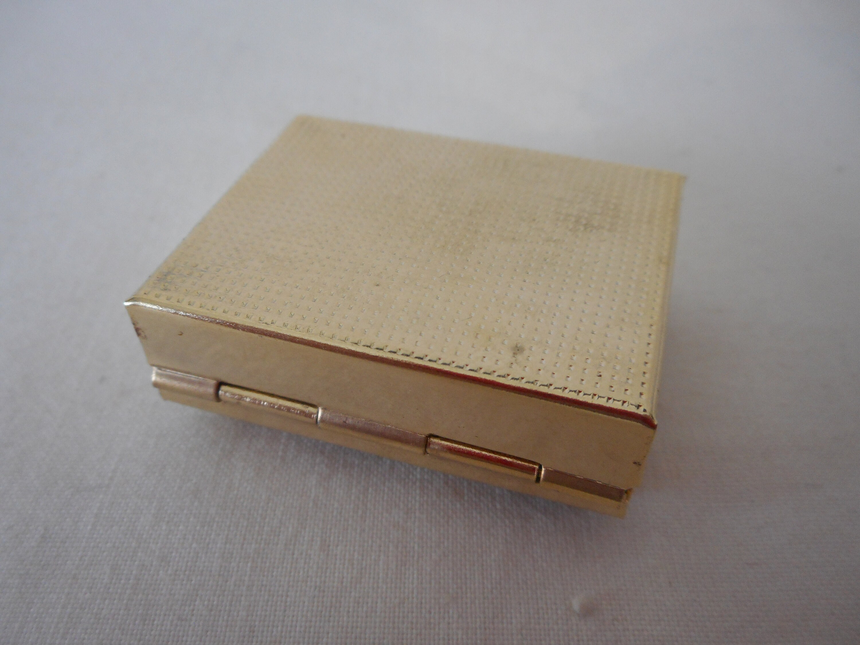 Small Vintage French Metal Pill Box / Trinket Box Collectable Etsy UK