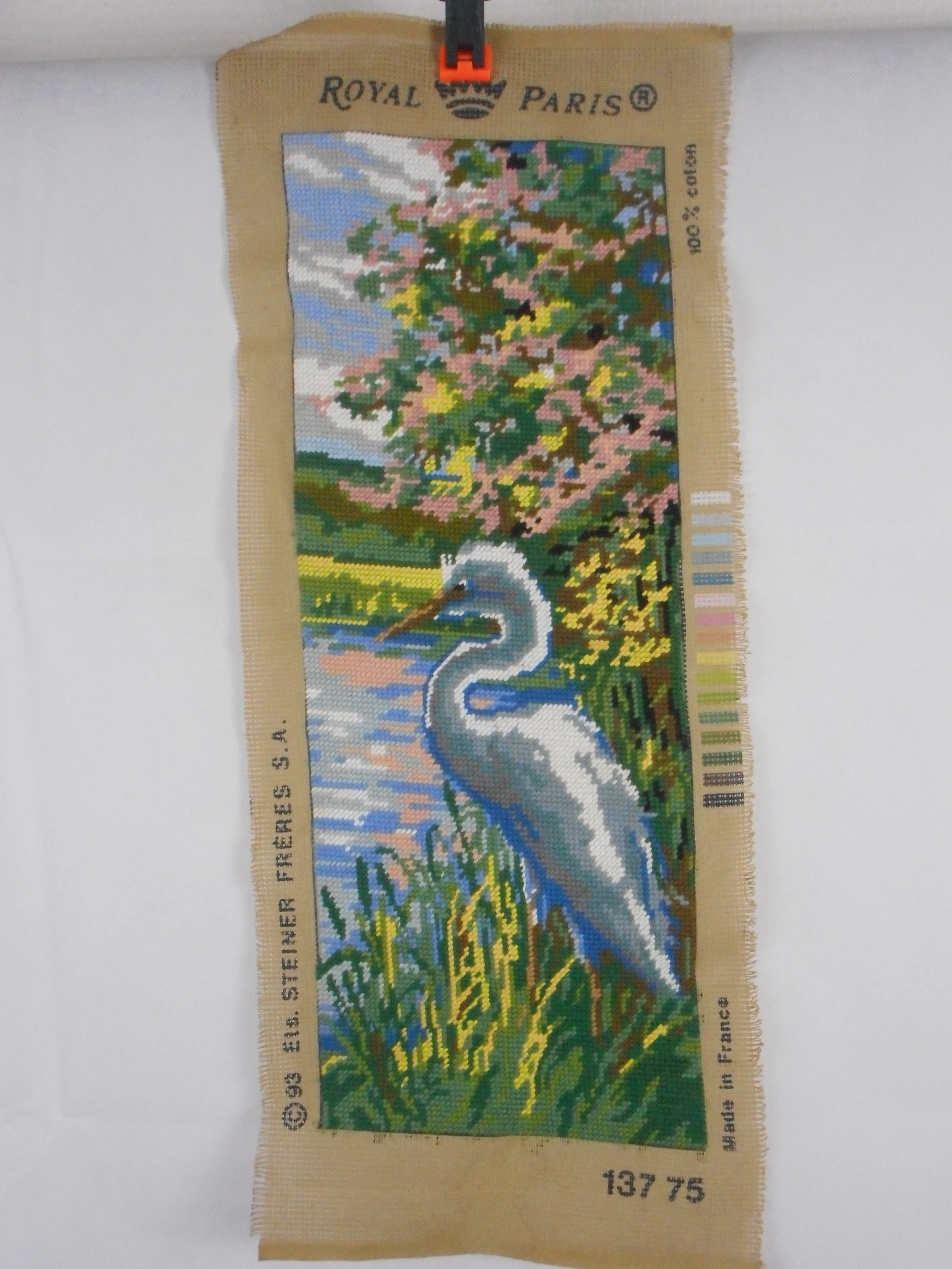 Superbe Photo de Point Croix Vintage Français Paris Terminée