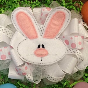 Smoosh der weiße Hase Osterhase inmitten FELTIE der Hoop Maschine Stickerei Design