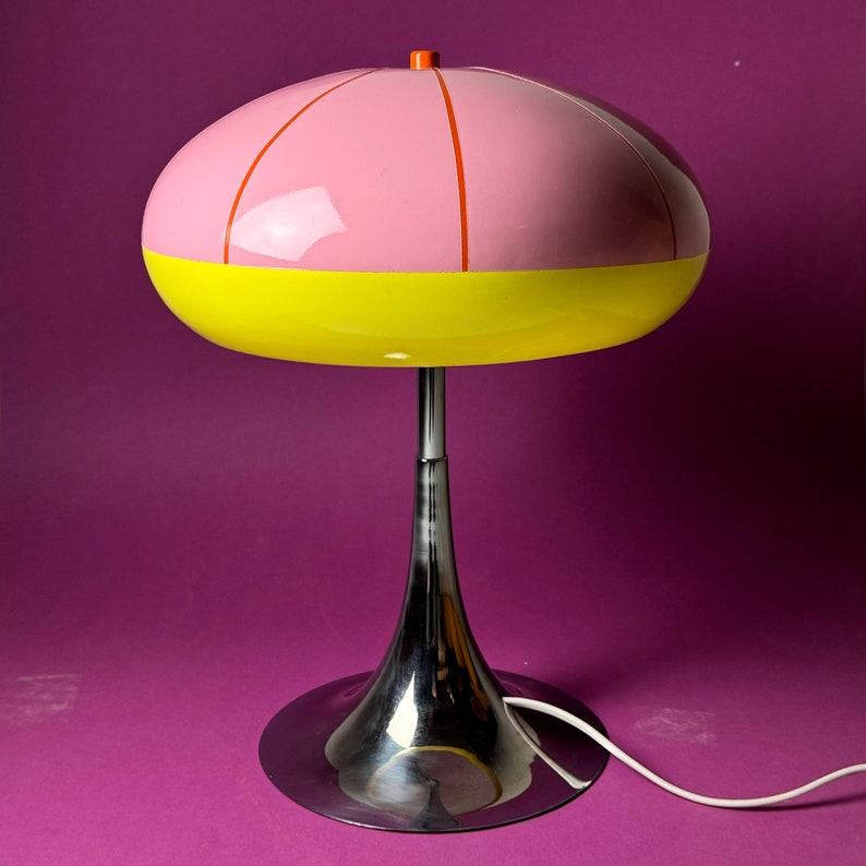 Unique space age table lamp 1970s. image 3