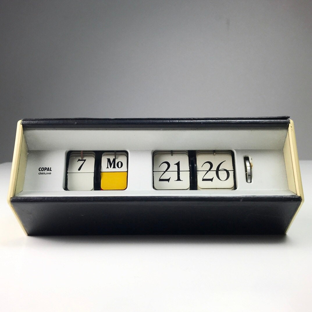 Classic Well Built Flip Clock Caslon 601 by COPAL, Japan 1960s