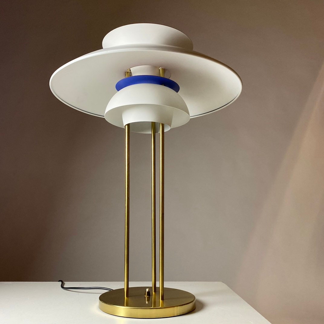 Special and Iconic PH5 Table Lamp by 