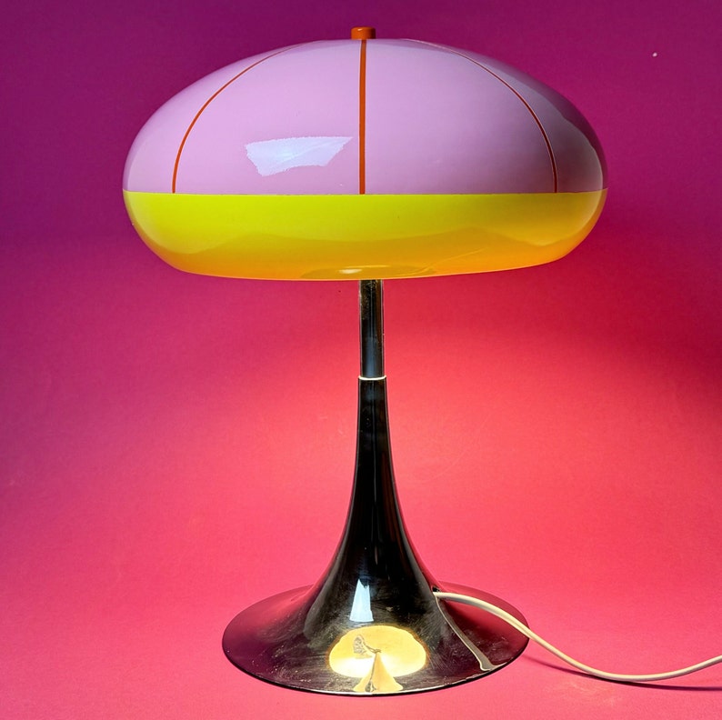 Unique space age table lamp 1970s. image 9