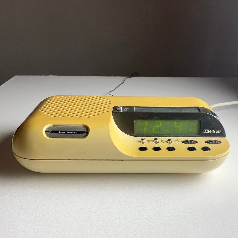 Vintage Space Age Design Weltron Alarm Clock Radio, Made in Japan 1970s image 5