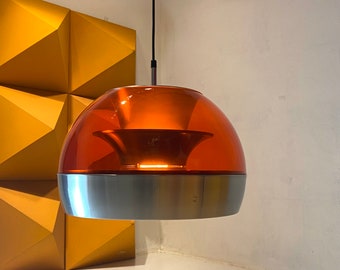 Lampada a sospensione in acrilico arancione Space Age di Raak, lampada retrò anni '70