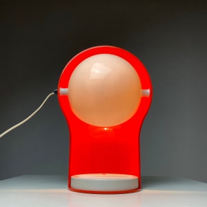 Vintage Space Age Desk Lamp “Telegono” by Vico Magistretti, Italy 1969 – Futuristic Midcentury Lighting