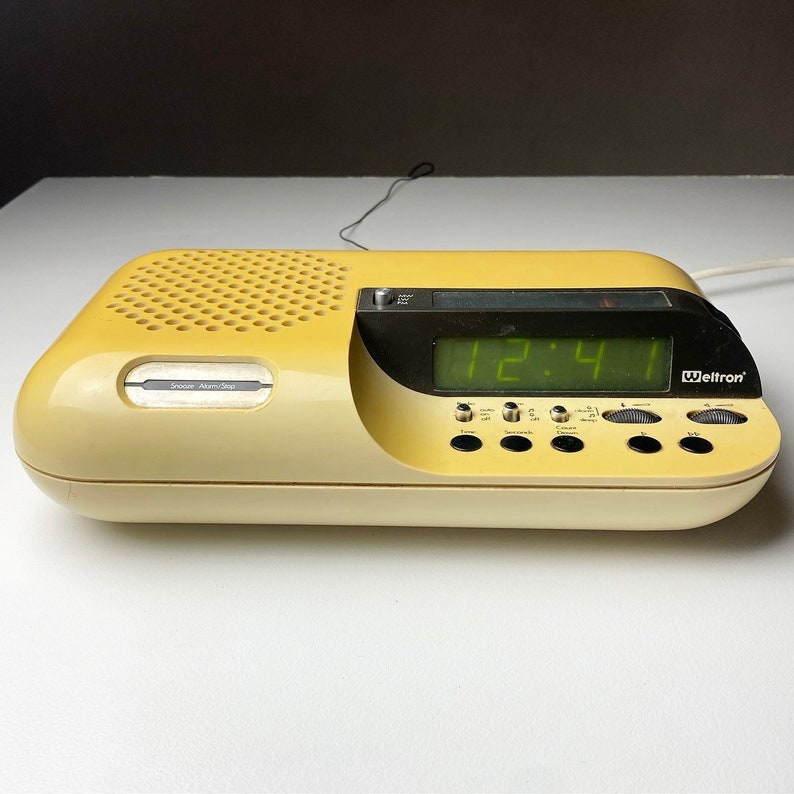 Vintage Space Age Design Weltron Alarm Clock Radio, Made in Japan 1970s image 1