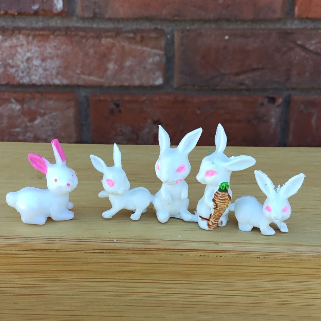 Two Sets of 5 Vintage Miniature Plastic White Bunnies 1 Tall Fairy ...